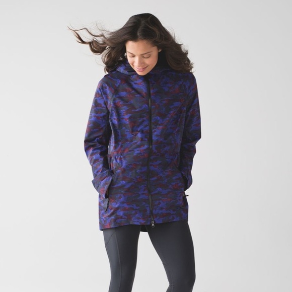 Lululemon Rain For Daze Jacket II
Hounds Camo Emperor Blue Black - Picture 3 of 10